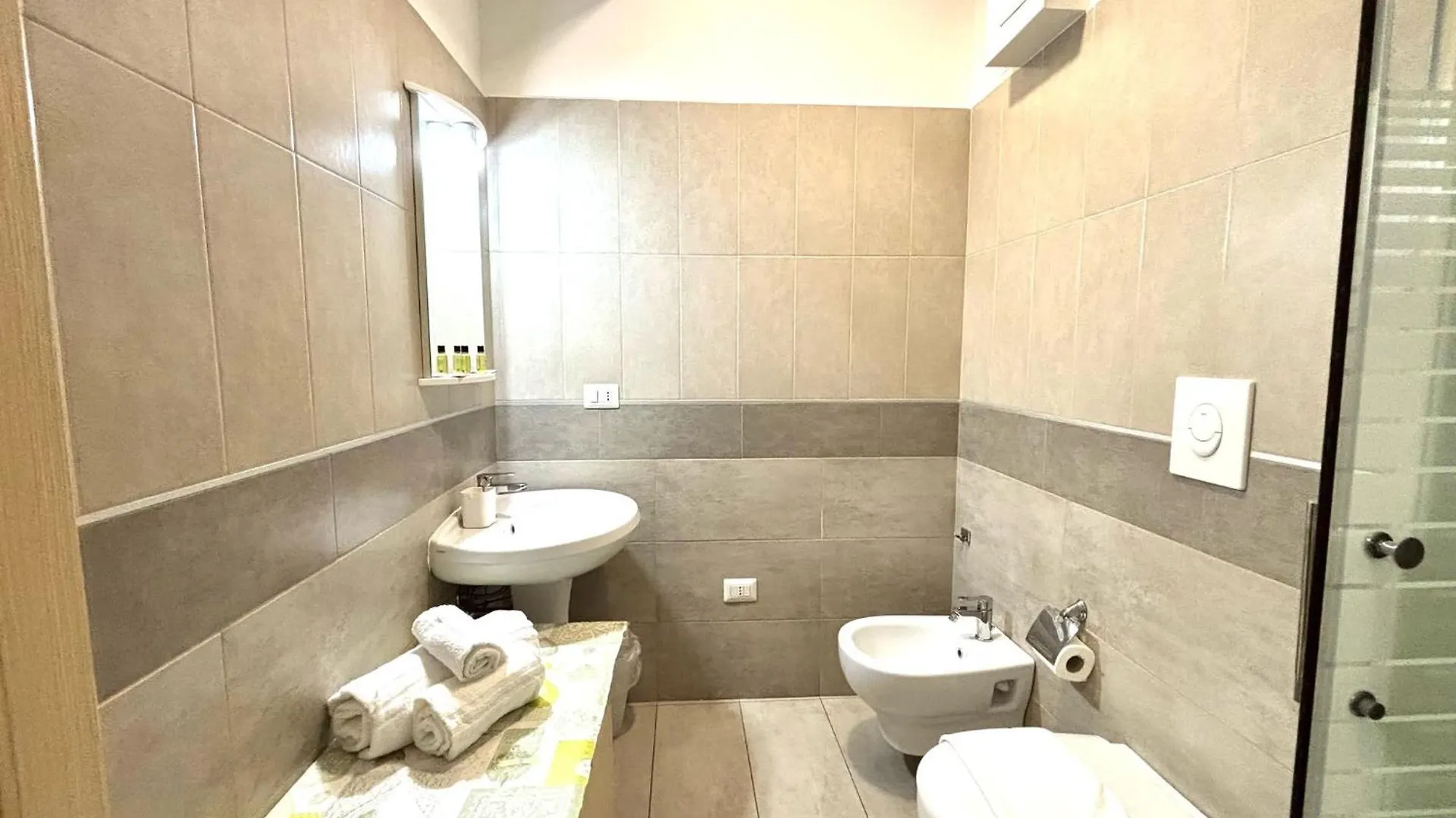 Apartments Borsa Монца